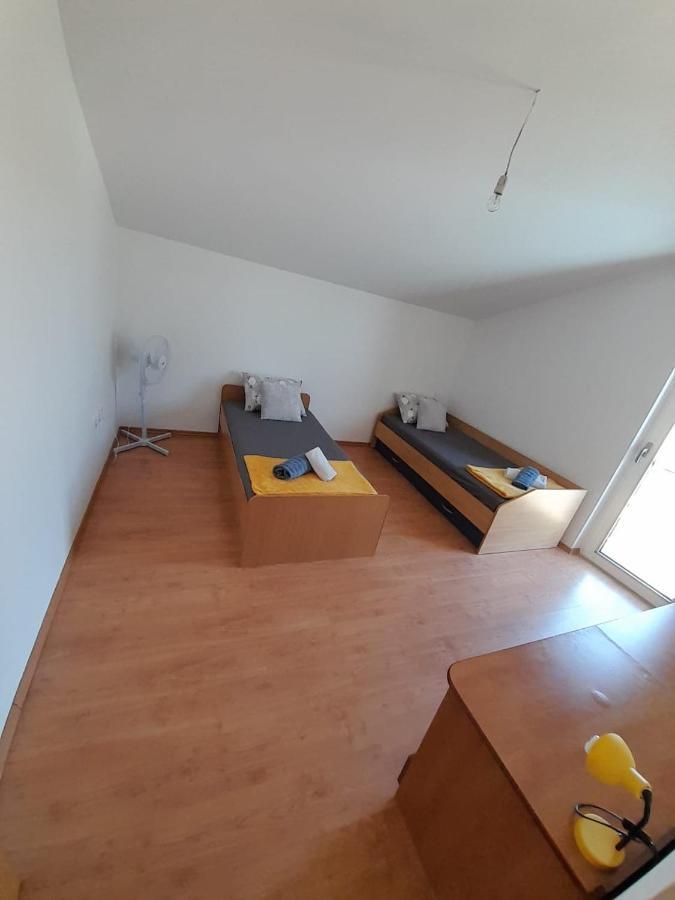Holiday Home Anita Unesic Extérieur photo