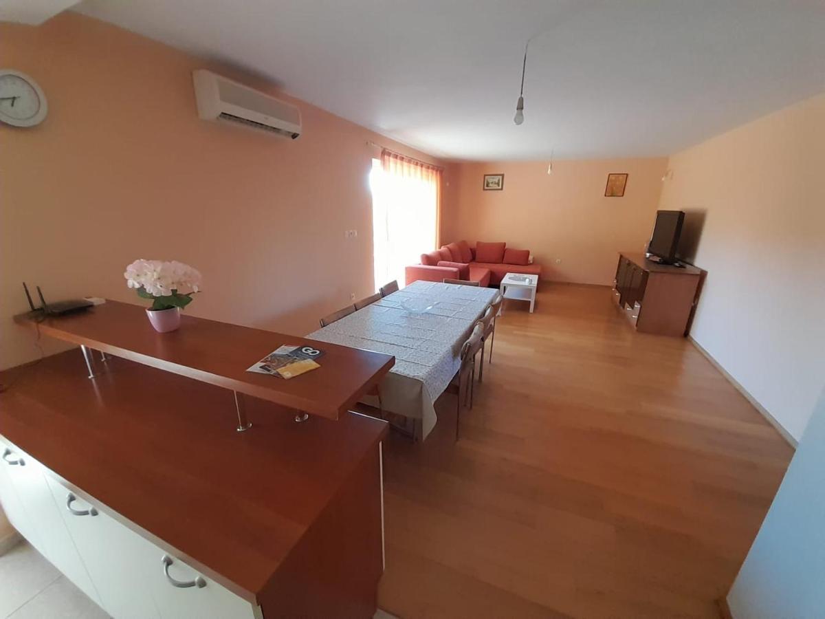 Holiday Home Anita Unesic Extérieur photo