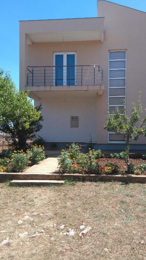 Holiday Home Anita Unesic Extérieur photo